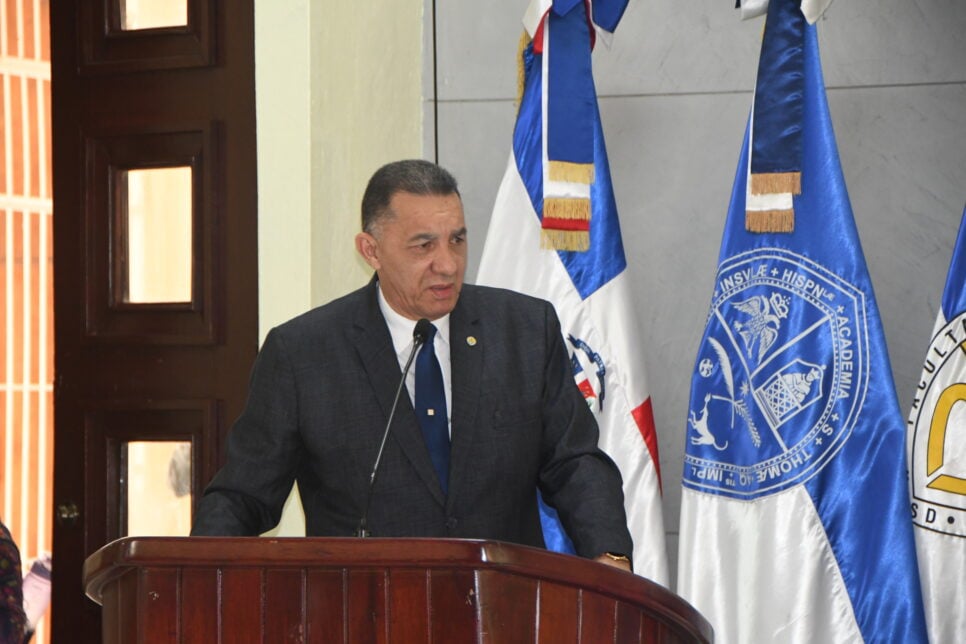 Facultad De Ciencias De La Salud Uasd Organiza Un Panel Sobre El Dengue 